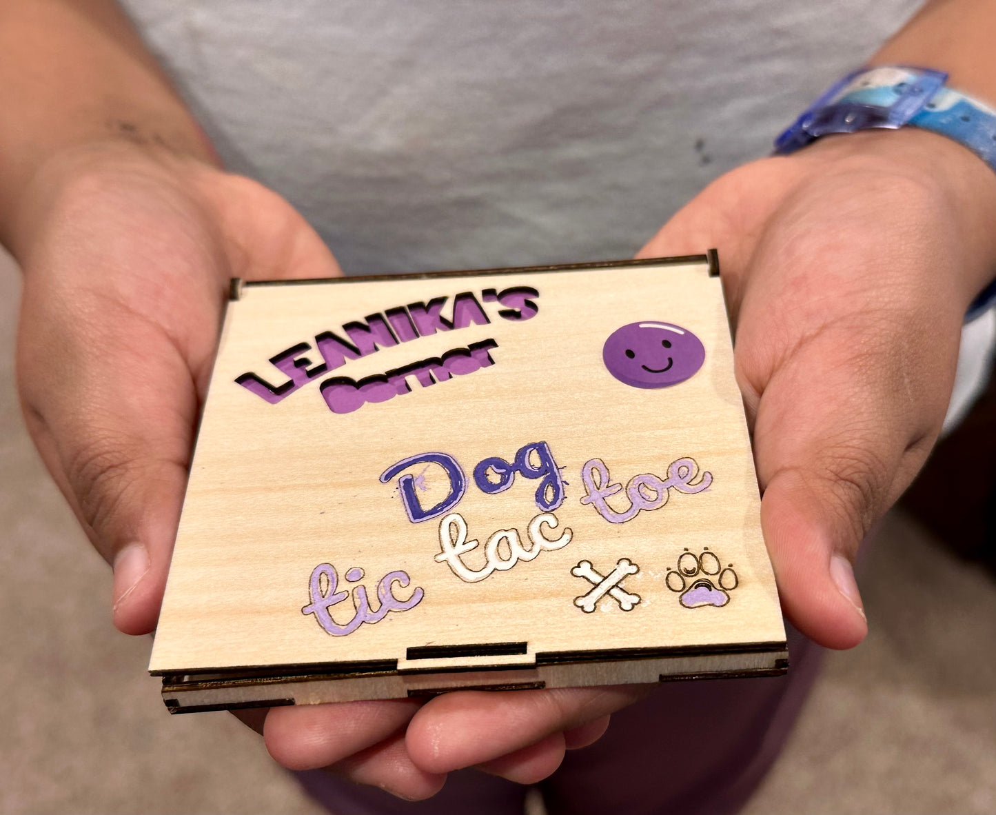 Tic Tac Toe – The Perfect Game for Dog & Dino Lovers