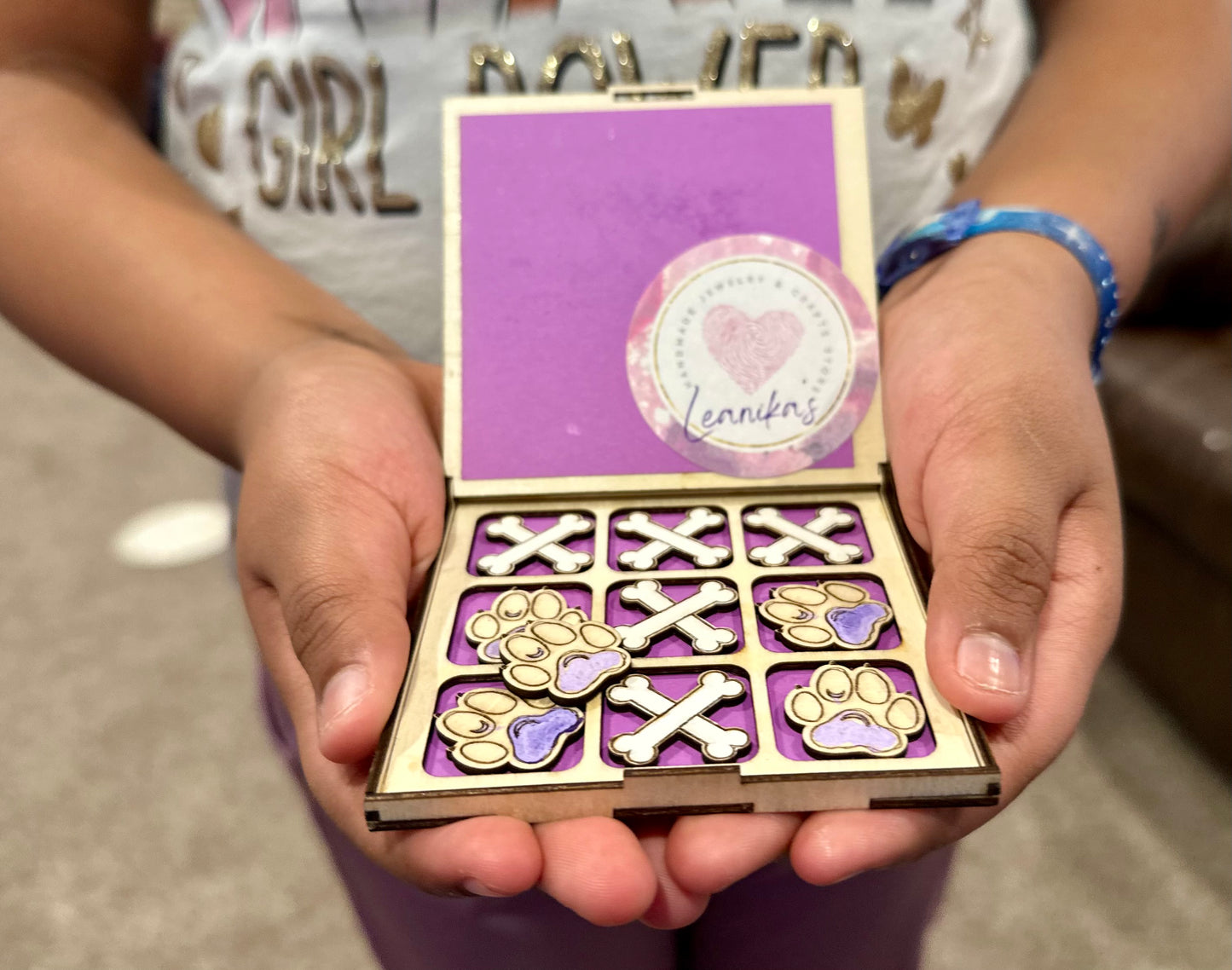 Tic Tac Toe – The Perfect Game for Dog & Dino Lovers